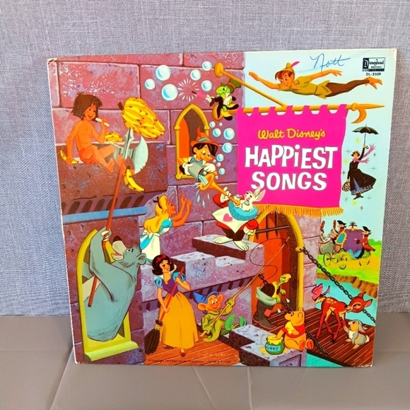 VTG Snow White Disney's Happiest Songs Cardboard Record Cover Bambi Pooh +MORE - Picture 1 of 5